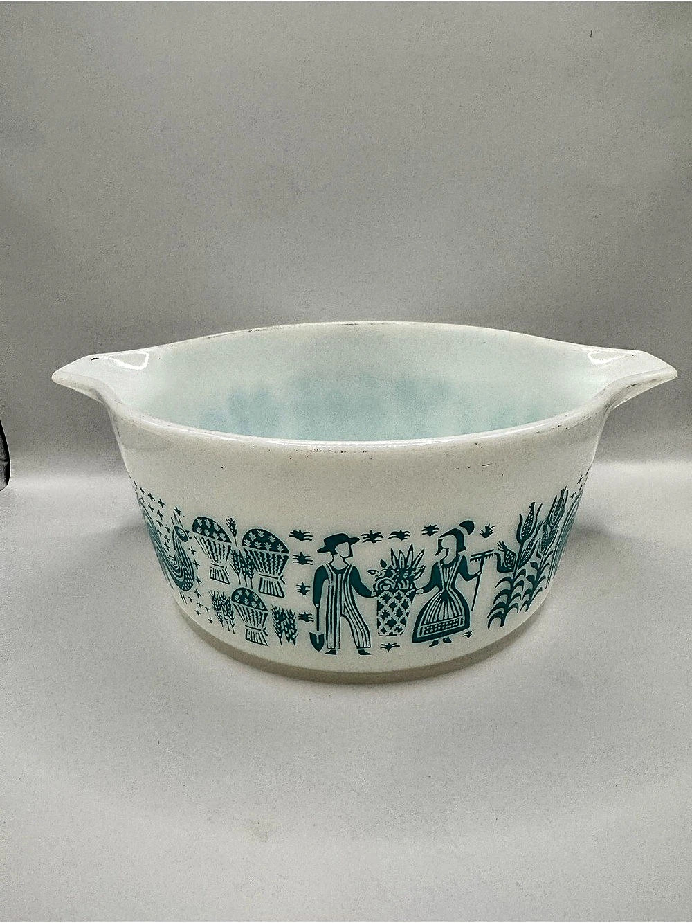 Pyrex Butterprint Cinderella Mixing Bowl #474 White with Blue- 1.5 Quart